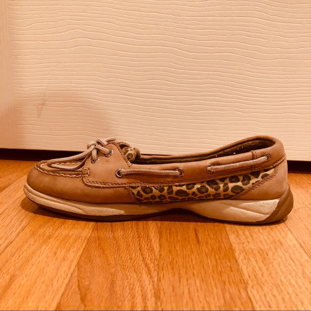 Cheetah print sperry boat shoes